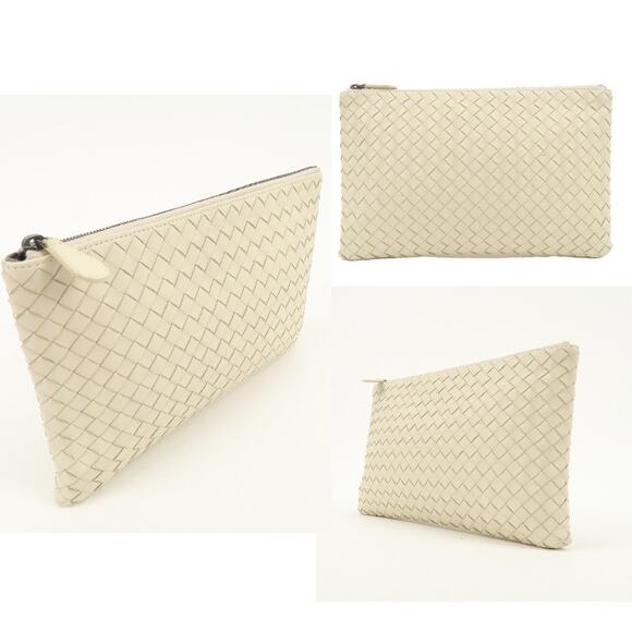 Bottega Veneta Handbags - 💎✨Authentic💎Botegga Veneta Ivory Pouch